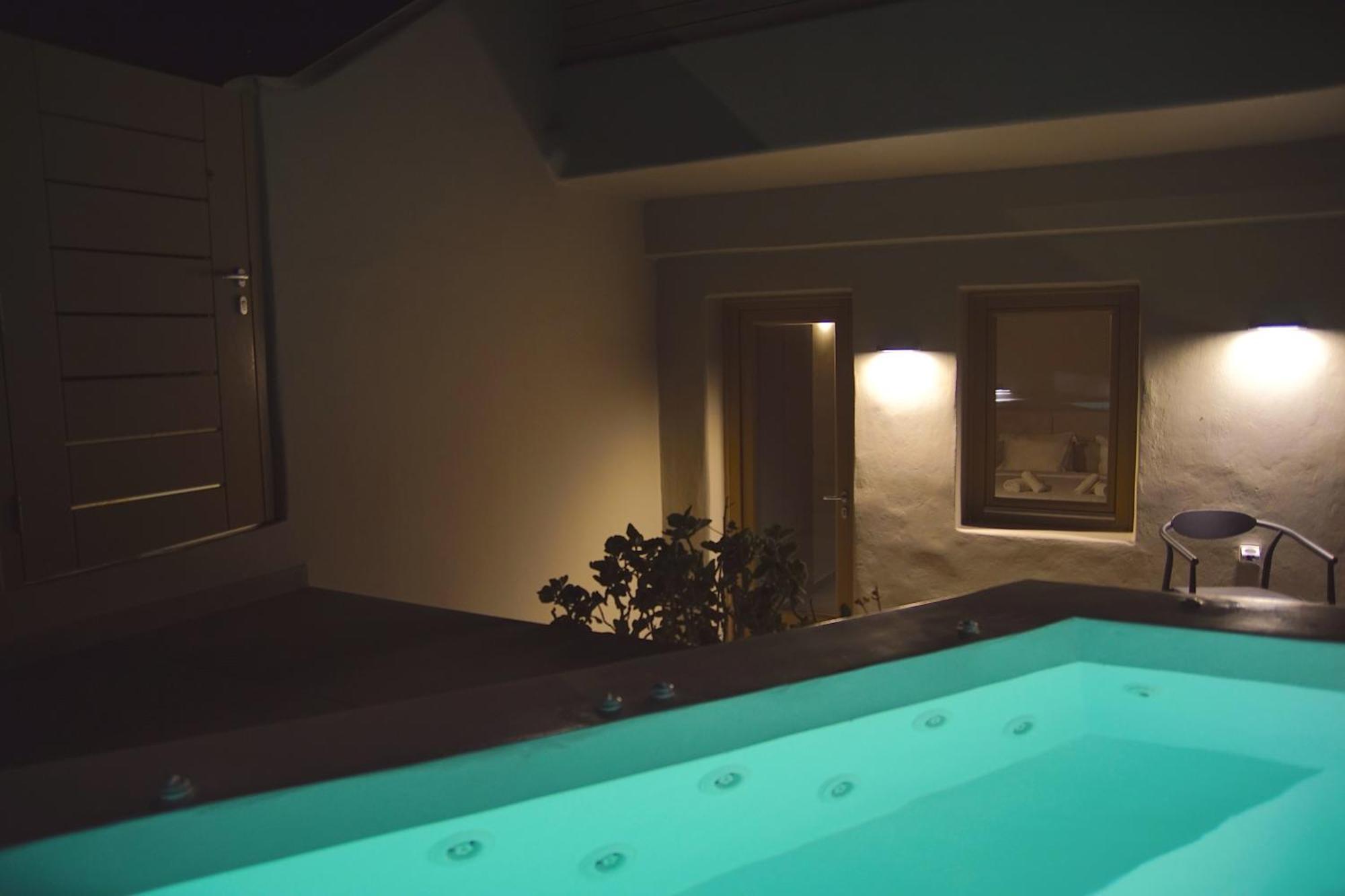 Black Diamond Suites (Adults Only) Akrotírion Eksteriør billede